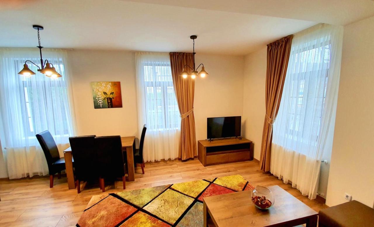 Zur Krone Aparthotel Widdershausen Dış mekan fotoğraf