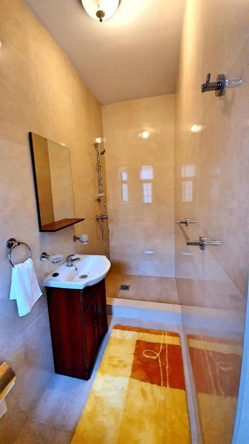 Zur Krone Aparthotel Widdershausen Dış mekan fotoğraf